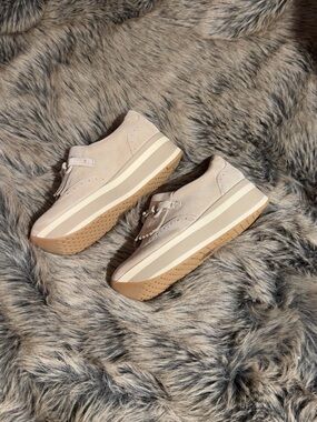 Dolce Vita Neutral Beige-Tan Platform Sneakers
